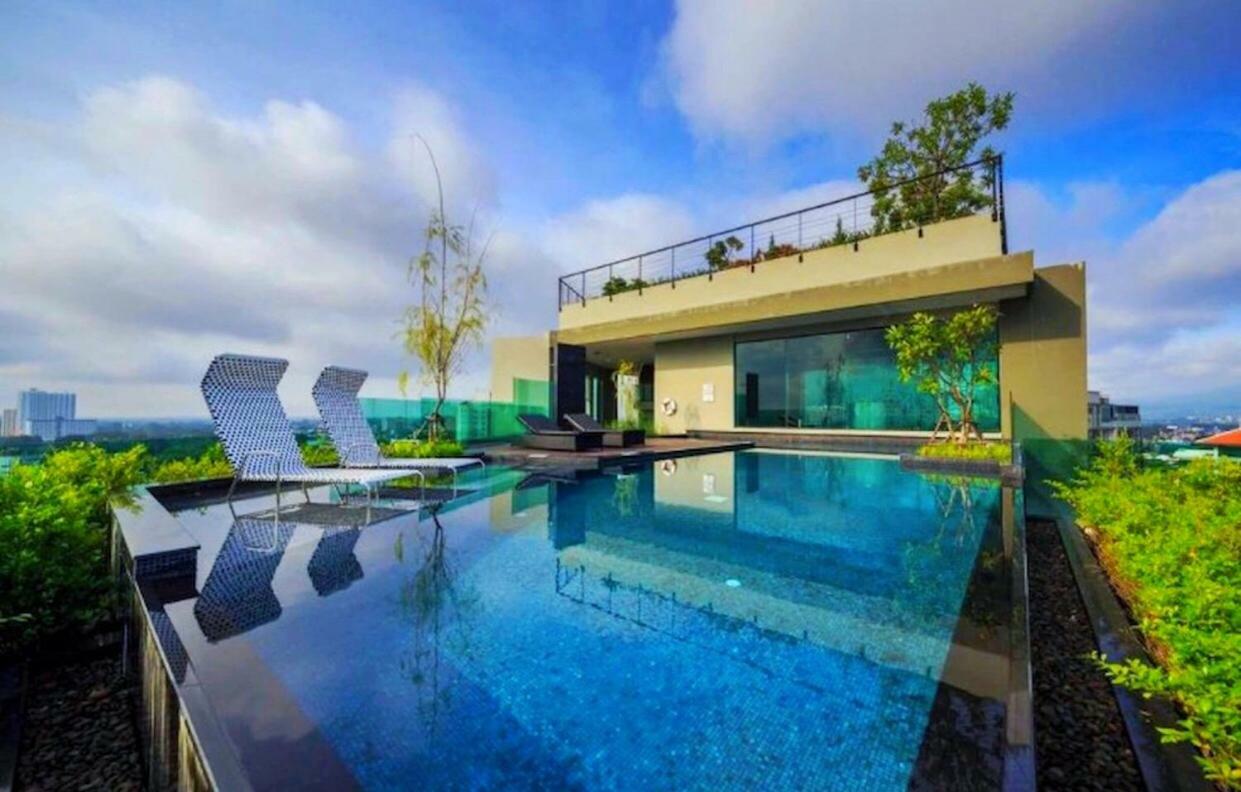 The Astra Suites Chiang Mai Exterior foto